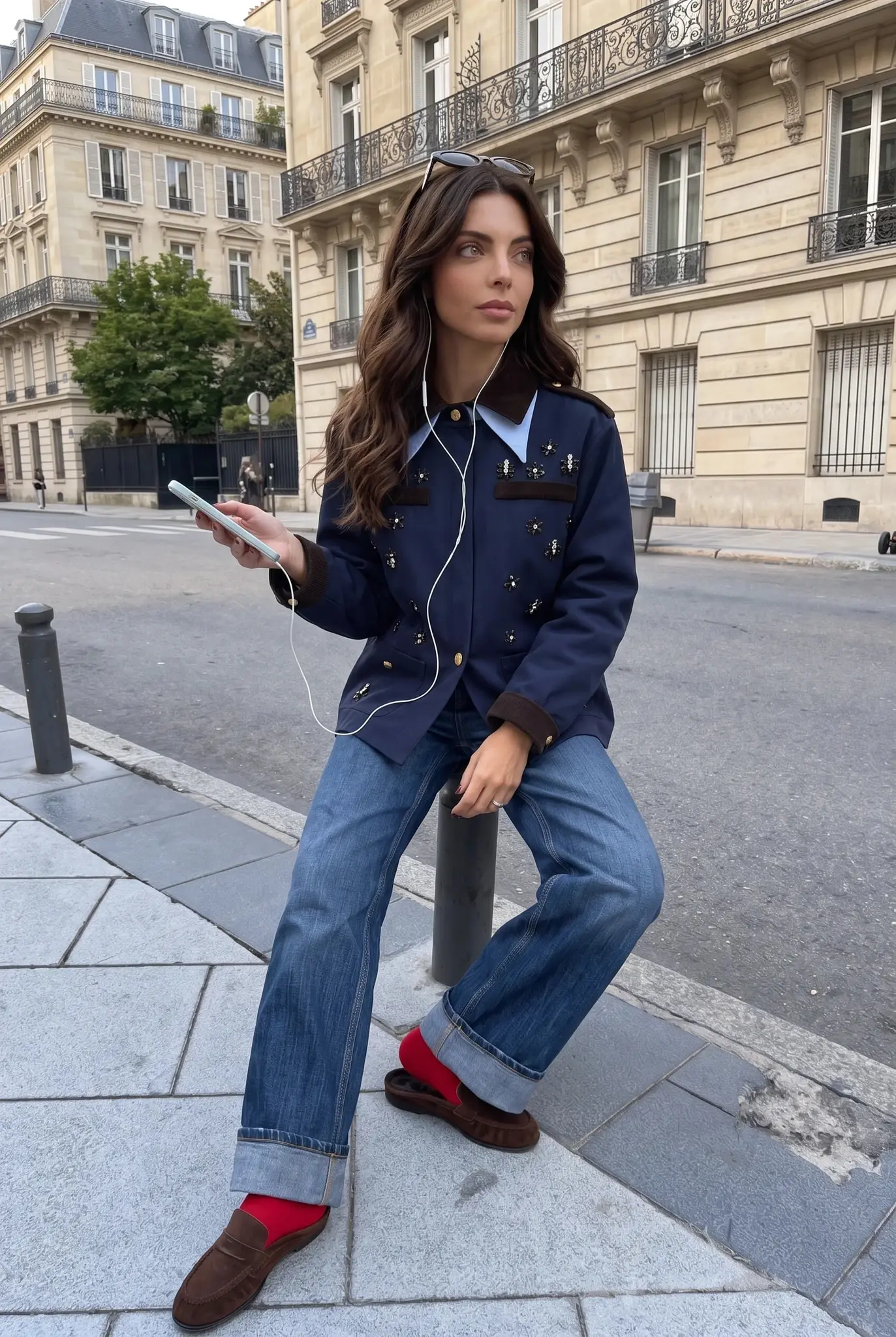 Damen Jacke Dunkelblau Bestickt mit Kontrastkragen