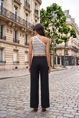 Pantaloni da donna neri sartoriali, a gamba larga con doppia piega