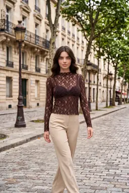 Blusa de Encaje Transparente de Manga Larga Marrón