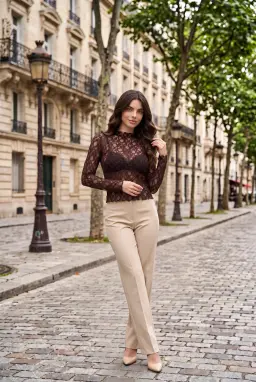 Blusa de Encaje Transparente de Manga Larga Marrón