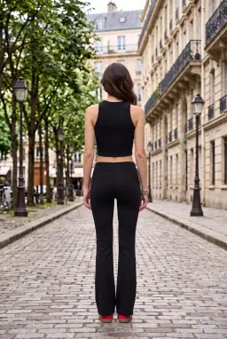 Crop Top mit Stehkragen Viskose-Mischung Ärmellos — Schwarz