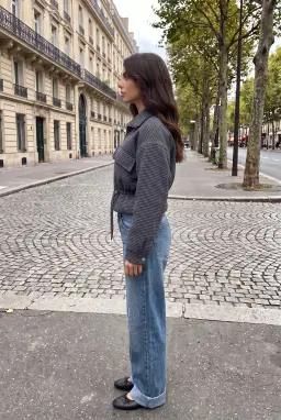 Chaqueta Corta Estampada con Cremallera