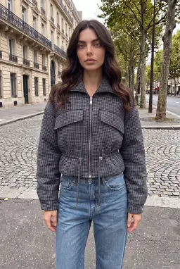 Chaqueta Corta Estampada con Cremallera