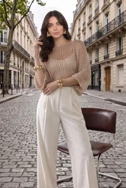 Transparentes Grobstrick-Top mit überschnittenen Schultern in Beige — Beige