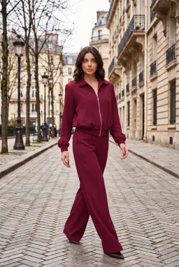 Completo Donna Bordeaux con Giacca con Zip e Pantaloni Palazzo