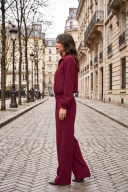 Completo Donna Bordeaux con Giacca con Zip e Pantaloni Palazzo