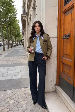Damen Khaki Bestickte Jacke mit Kontrastkragen