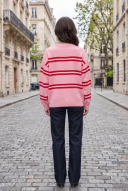 Suéter de Malha às Riscas Oversize com Decote Redondo para Mulher — Rosa