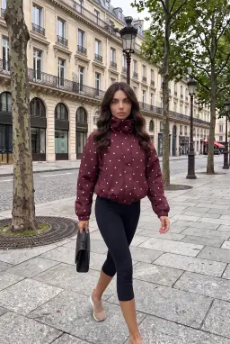 جاكيت بومبر نسائي واسع منقط - عنابي
