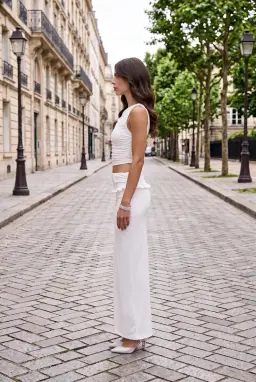 Falda Larga Blanca con Cintura Doblada y Volantes para Mujer — Blanco